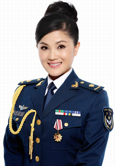 “颂歌献给党·庆祝中国共产党成立九十五周年” 易秒英独唱专场音乐会