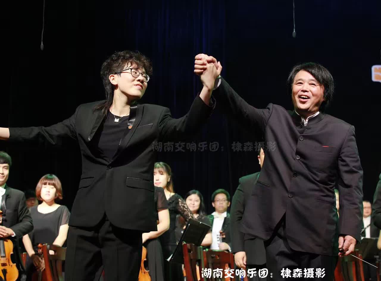 “洞听中国”艺术季全国青少年钢琴大赛 “周末”钢琴专场交响音乐会